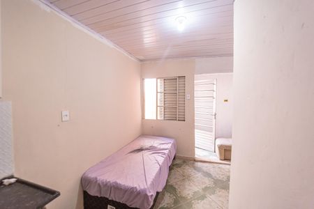 Sala/Cozinha e Área de Serviço de casa para alugar com 1 quarto, 40m² em Parque Boturussu, São Paulo