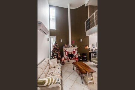 Detalhe Sala de casa de condomínio à venda com 4 quartos, 300m² em Residencial Tres (alphaville), Santana de Parnaíba