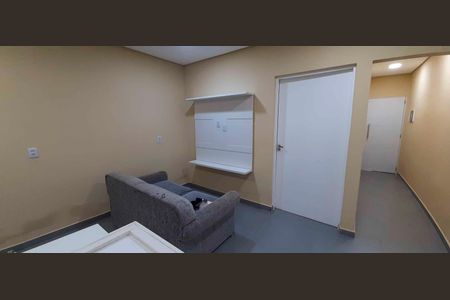 Sala de casa para alugar com 3 quartos, 75m² em Vila Yolanda, Osasco