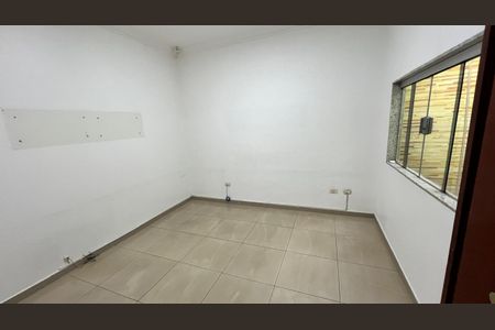 Quarto de casa para alugar com 4 quartos, 215m² em Alto Umuarama, Uberlândia