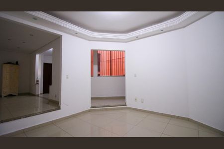 Sala de casa para alugar com 4 quartos, 140m² em Vila Prudente, São Paulo