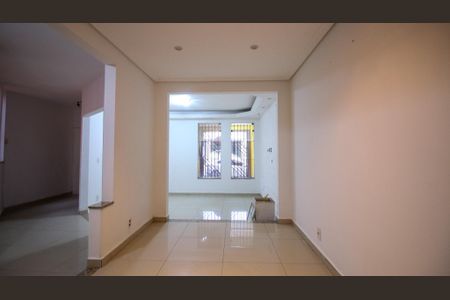 Sala de casa para alugar com 4 quartos, 140m² em Vila Prudente, São Paulo