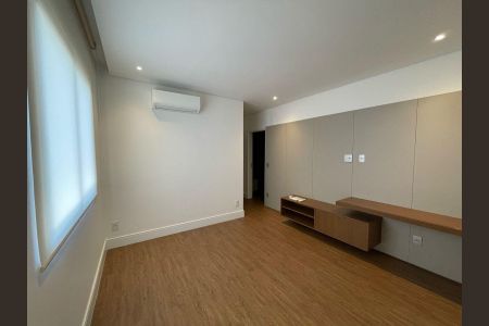 Casa à venda com 3 quartos, 209m² em Vila José Iório, Campinas