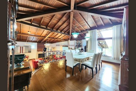 Sala de casa de condomínio à venda com 7 quartos, 3000m² em Vila D’el Rey, Nova Lima