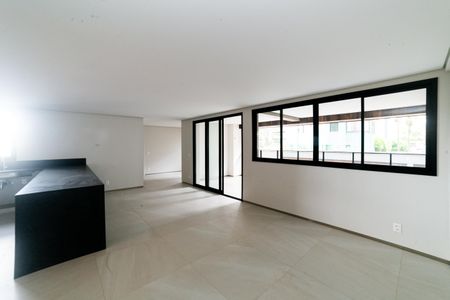 Sala de apartamento à venda com 3 quartos, 150m² em Marçola, Belo Horizonte
