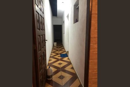 Corredor de casa para alugar com 2 quartos, 110m² em Jardim Leonor, Cotia