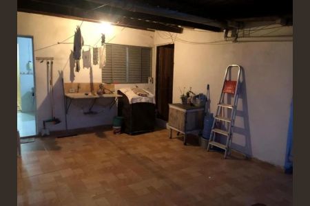 Área de serviço de casa para alugar com 2 quartos, 110m² em Jardim Leonor, Cotia