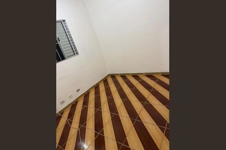 Quarto de casa para alugar com 2 quartos, 110m² em Jardim Leonor, Cotia