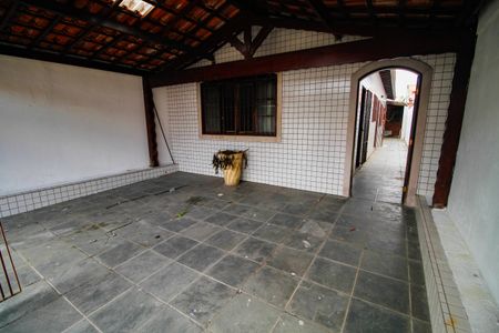 Casa para alugar com 2 quartos, 160m² em Vila Tupi, Praia Grande