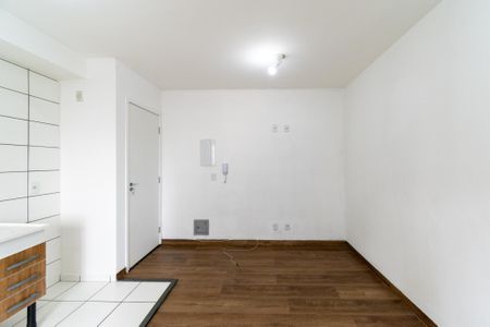 Sala de apartamento para alugar com 2 quartos, 40m² em Vila Mira, São Paulo