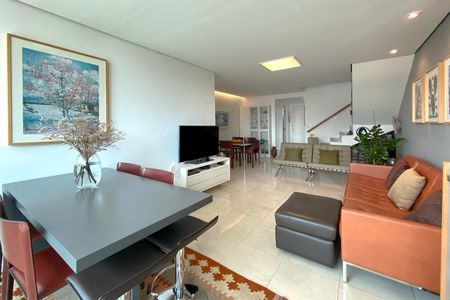 Sala de apartamento à venda com 3 quartos, 207m² em Funcionários, Belo Horizonte