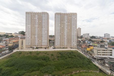 Vista de apartamento para alugar com 2 quartos, 38m² em Vila Carmosina, São Paulo