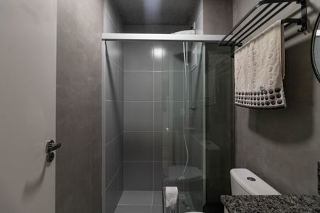 Banheiro de kitnet/studio à venda com 1 quarto, 25m² em Barra Funda, São Paulo