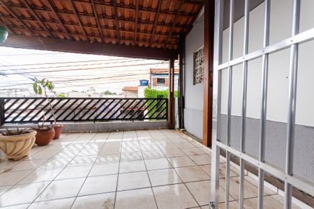 Casa para alugar com 2 quartos, 90m² em Jardim Itapoan, Santo André