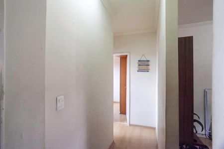 Corredor de apartamento à venda com 3 quartos, 84m² em Parque Xangri-lá, Contagem