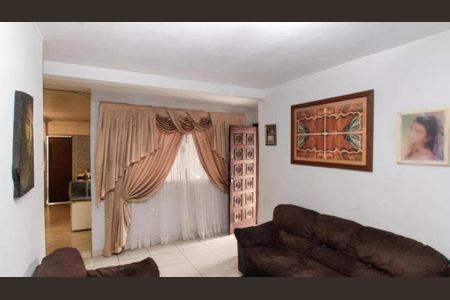 Foto 16 de casa à venda com 4 quartos, 192m² em Jardim Andarai, São Paulo