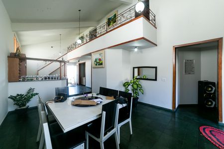 Sala de casa à venda com 4 quartos, 195m² em Palmares, Belo Horizonte