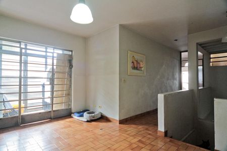 Corredor de casa para alugar com 3 quartos, 350m² em Parque Peruche, São Paulo