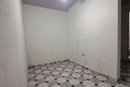 Sala de casa à venda com 2 quartos, 400m² em Parque Industrial das Oliveiras, Taboão da Serra