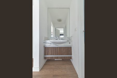 Banheiro de apartamento à venda com 1 quarto, 49m² em Alto da Boa Vista, São Paulo