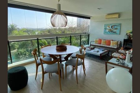 Apartamento à venda com 3 quartos, 242m² em Barra da Tijuca, Rio de Janeiro
