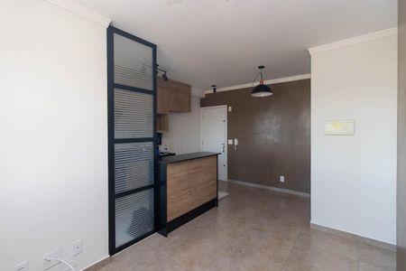 Sala de apartamento para alugar com 2 quartos, 42m² em Vila Galvão, Guarulhos
