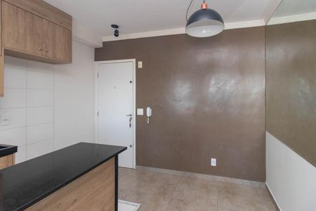 Sala de apartamento para alugar com 2 quartos, 42m² em Vila Galvão, Guarulhos
