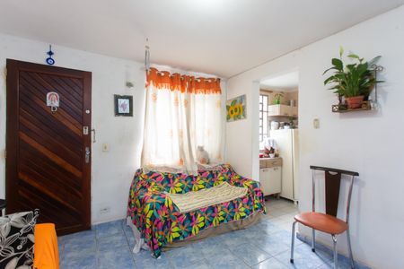 Sala de apartamento para alugar com 2 quartos, 65m² em Jardim Robru, São Paulo