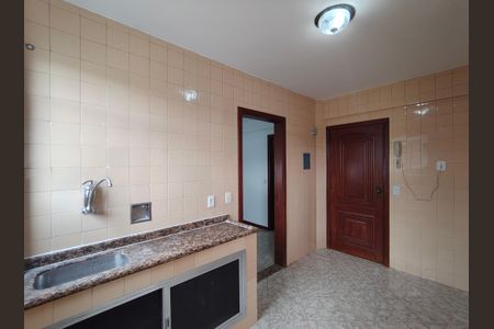 Cozinha e Área de Serviço de apartamento à venda com 2 quartos, 58m² em Tanque, Rio de Janeiro