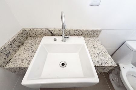 banheiro de kitnet/studio à venda com 1 quarto, 27m² em Jardins, São Paulo