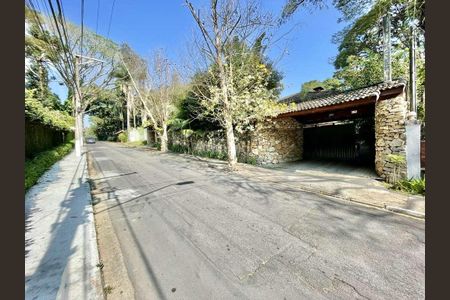 Casa para alugar com 5 quartos, 923m² em Vila Santo Antônio, Cotia