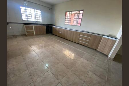 Cozinha de casa para alugar com 4 quartos, 152m² em Tirol, Contagem