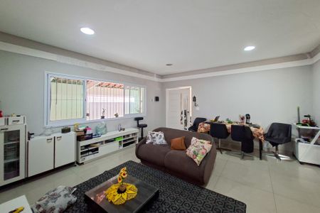 Sala de casa para alugar com 4 quartos, 580m² em Cidade Ocian, Praia Grande