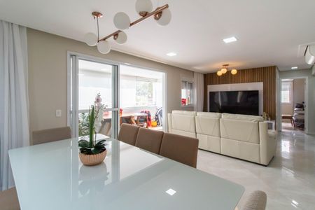 Sala de apartamento para alugar com 3 quartos, 108m² em Vila Augusta, Guarulhos