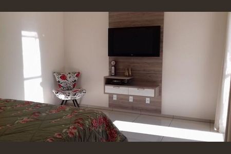 Casa à venda com 3 quartos, 290m² em Jardim Colonia, Jundiaí