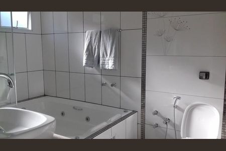 Casa à venda com 3 quartos, 290m² em Jardim Colonia, Jundiaí