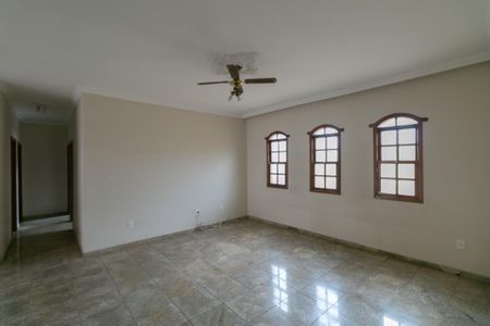 Casa à venda com 3 quartos, 346m² em Santa Branca, Belo Horizonte