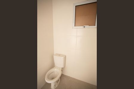 BANHEIRO de kitnet/studio à venda com 1 quarto, 33m² em Vila Mariza Mazzei, São Paulo