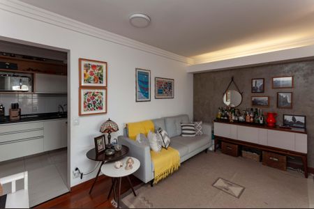 Sala de apartamento à venda com 3 quartos, 104m² em Vila Anglo Brasileira, São Paulo