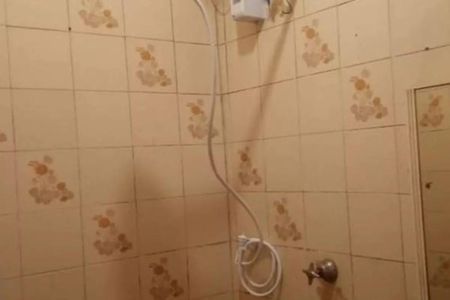 Banheiro de casa para alugar com 1 quarto, 101m² em Vila Centenario, Duque de Caxias