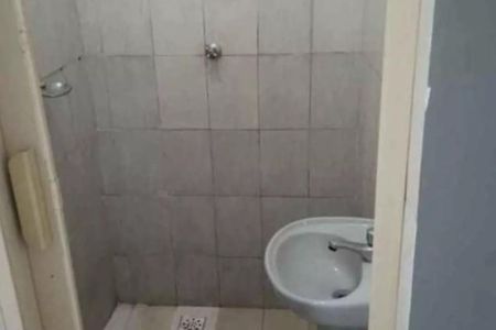 Banheiro de casa para alugar com 1 quarto, 101m² em Vila Centenario, Duque de Caxias