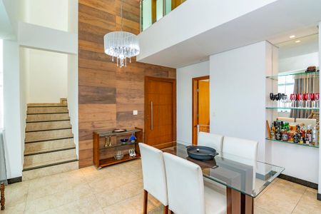 Sala 1 de casa à venda com 3 quartos, 246m² em Alto Caiçaras, Belo Horizonte