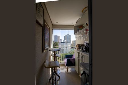 Varanda de apartamento à venda com 2 quartos, 52m² em Jardim Henriqueta, Taboão da Serra