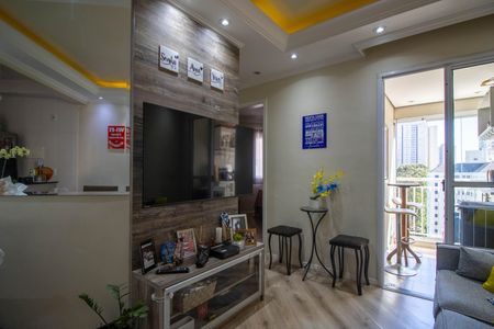 Sala de apartamento à venda com 2 quartos, 52m² em Jardim Henriqueta, Taboão da Serra