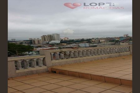 Casa à venda com 4 quartos, 180m² em Jardim Santo Elias, São Paulo