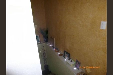 Casa à venda com 2 quartos, 120m² em Parque Maria Domitila, São Paulo