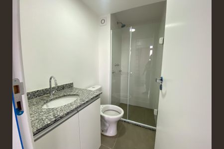 Banheiro de kitnet/studio para alugar com 1 quarto, 30m² em Belenzinho, São Paulo