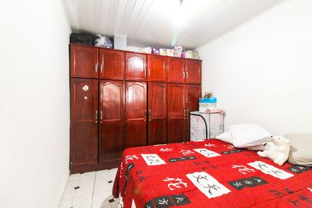 Quarto de casa à venda com 2 quartos, 250m² em Jardim Lucinda, São Paulo
