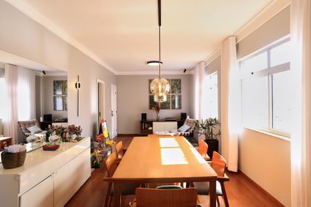 Apartamento para alugar com 3 quartos, 155m² em Santa Efigênia, Belo Horizonte