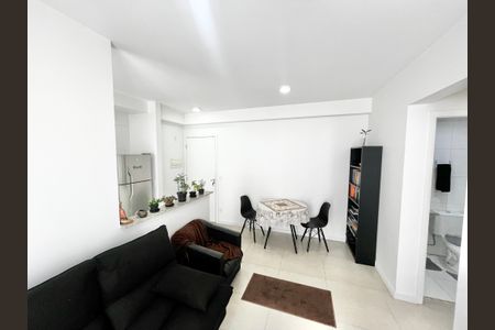 Sala de apartamento para alugar com 2 quartos, 55m² em Jardim das Laranjeiras, São Paulo